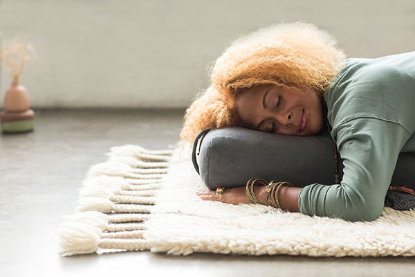 Cómo elegir tu bolster de yoga