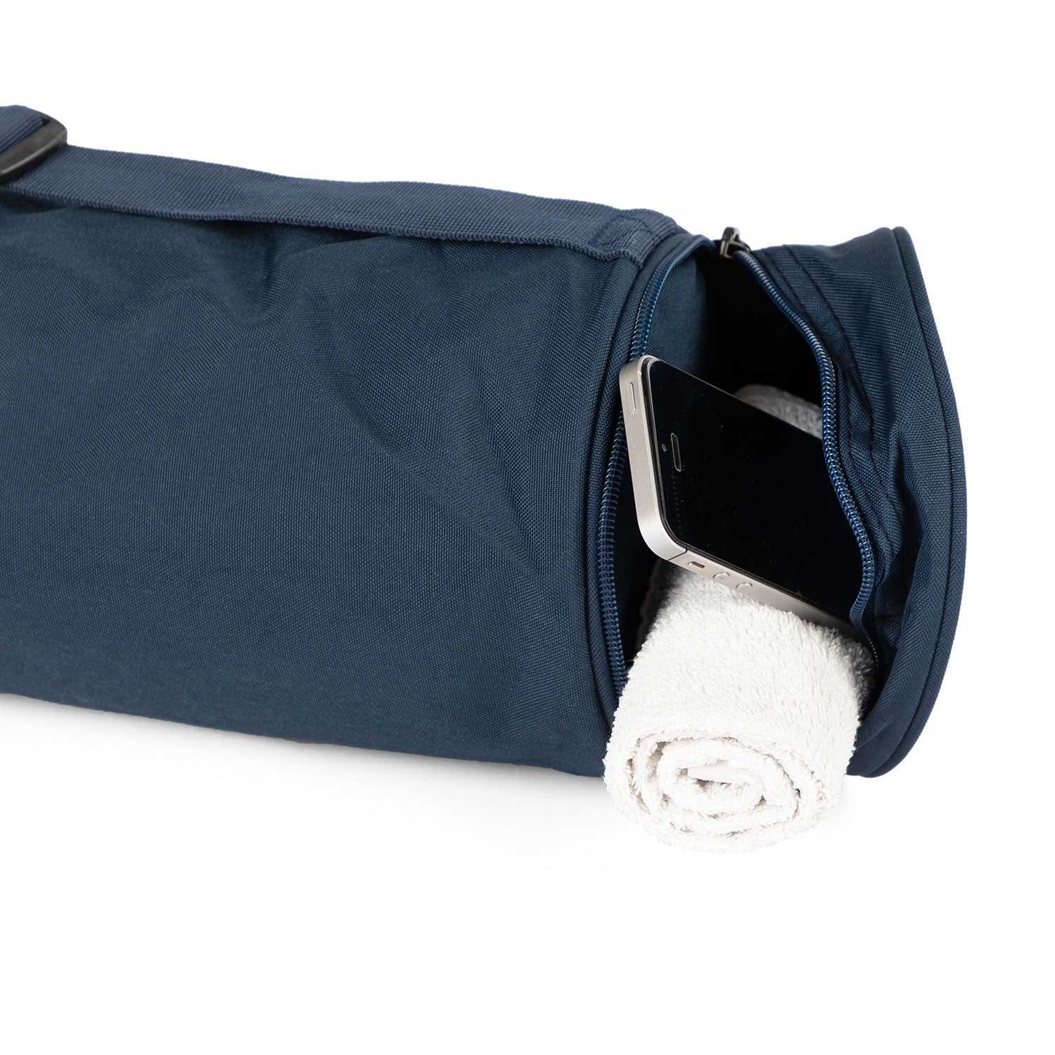  Manduka Yoga Breathe Easy Mat Carrier - Lightweight,  Breathable Mesh with Zipper Closure, Easy to Carry, Hands-Free, Black, 1  EA, 26.5” x 6.5” x 6.5” : Sports & Outdoors
